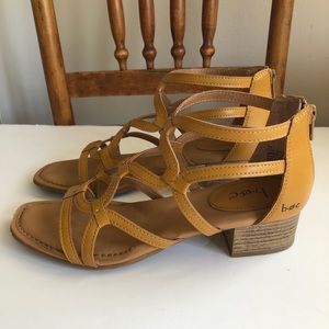 boc pecan sandal